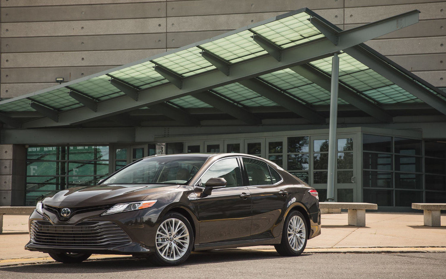 Camry hybrid acv51